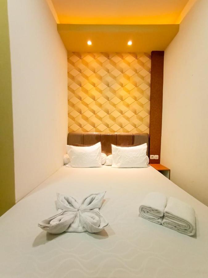 Merr 57 Surabaya Exterior photo